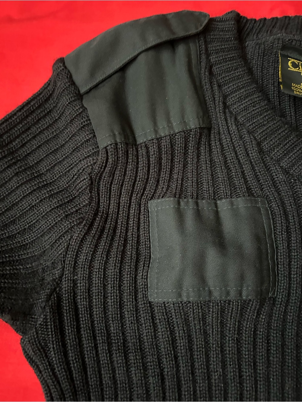 Citadel Wool Ribbed V-Neck Sweater - Picture 3 of 8